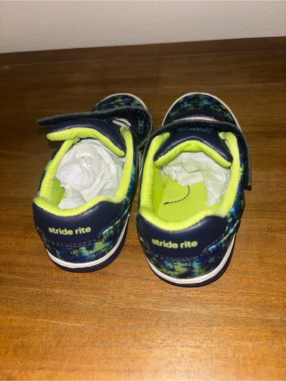 Stride Rite Toddler Boys SR Thompson Polyurethane Sneakers 9.5 new